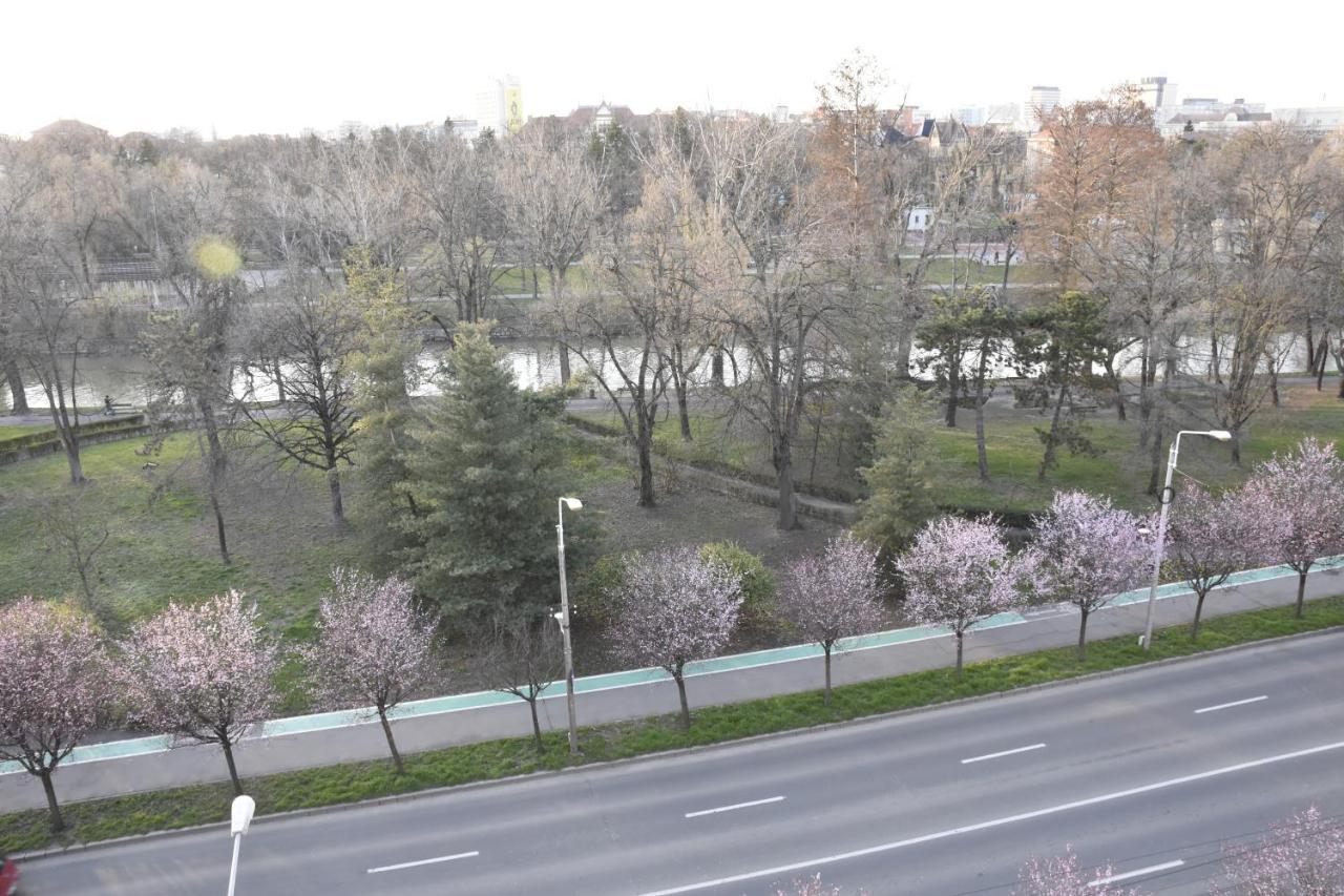 Riverside 1 Timişoara Buitenkant foto